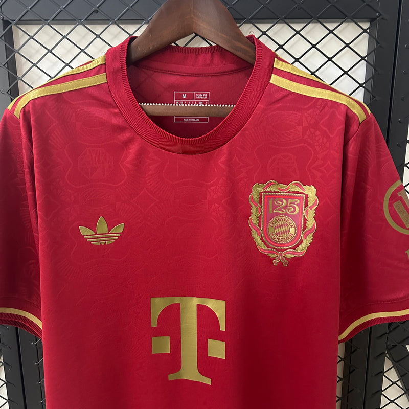 CAMISOLA BAYERN MUNICH EDIÇÃO 125 ANOS 25/26 homem