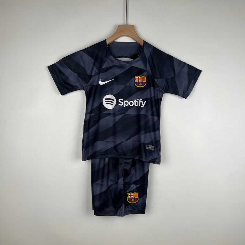 BARCELONA PORTERO/GOAL GUARD II 23/24 KIDS SET