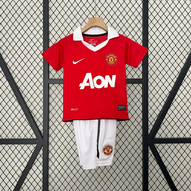 MANCHESTER UNITED I SHIRT 10/11 CHILDREN'S SET (RETRO)