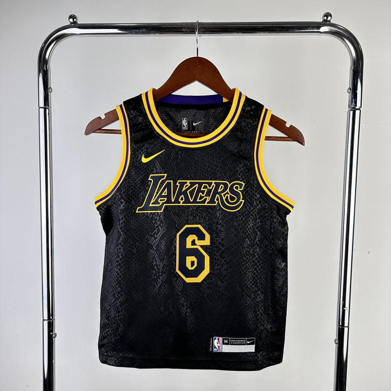 NBA LOS ANGELES LAKERS SHIRT Black Mamba Edition