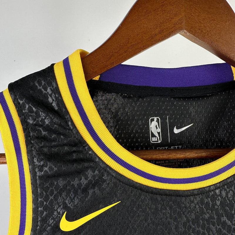 NBA LOS ANGELES LAKERS SHIRT Black Mamba Edition