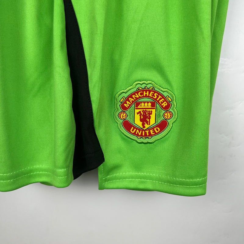 MANCHESTER UNITED GOALKEEPER I 23/24 KIDS SET