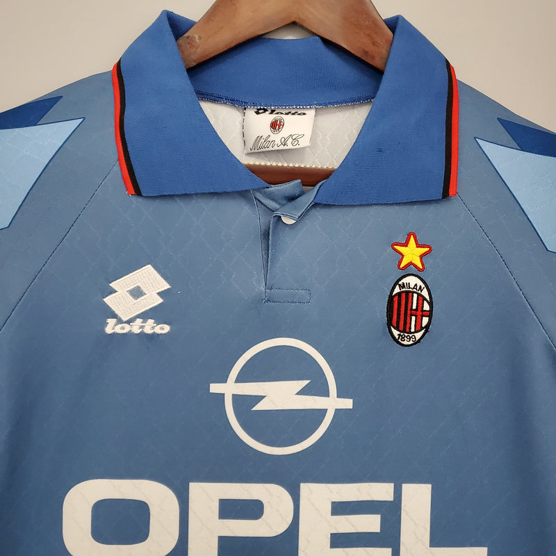 AC MILAN 95/96 III homem (RETRO)